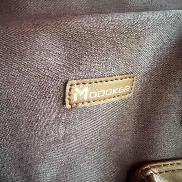 Modoker Garment Travel Bag - Picture 2 of 5